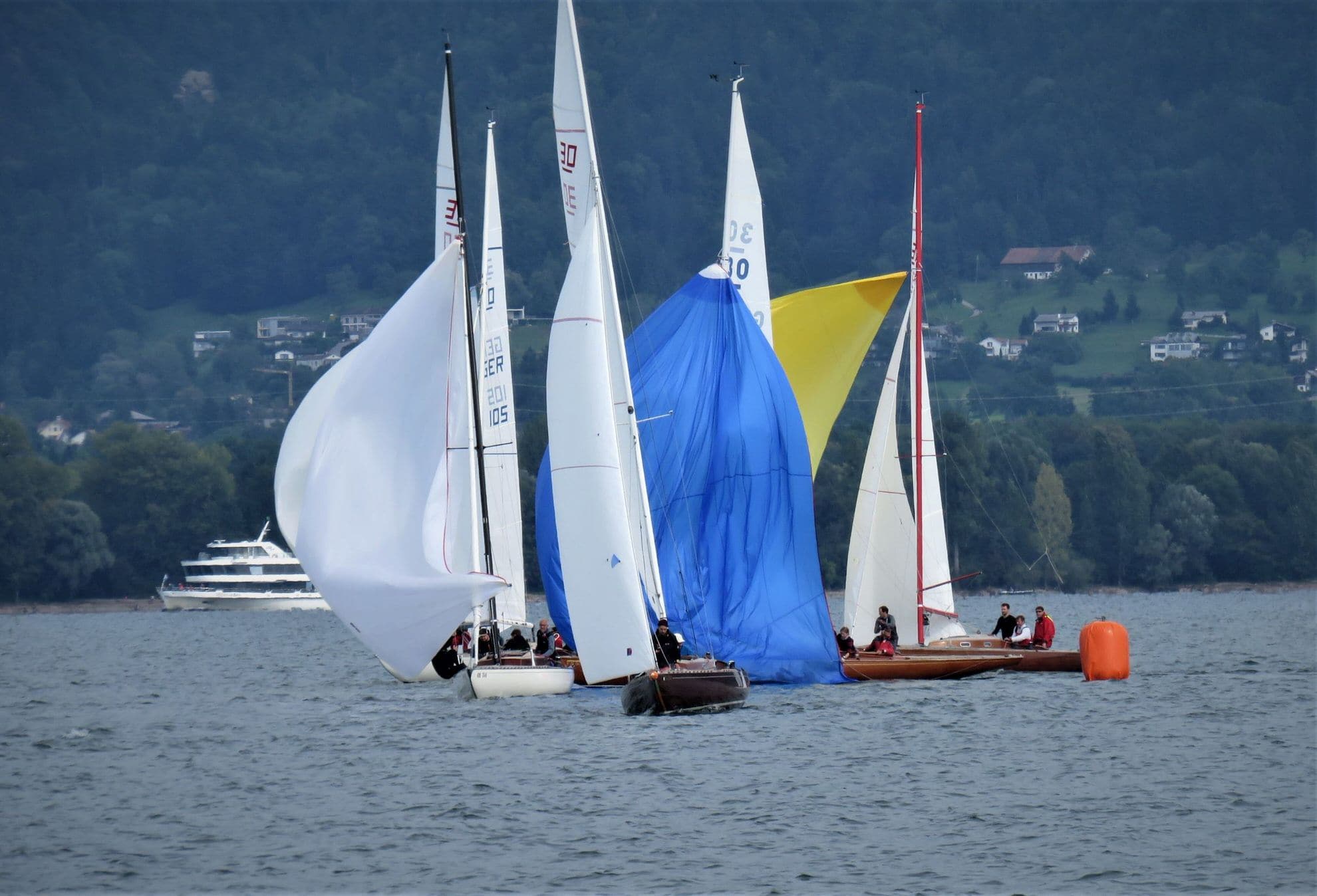 Sechs Wettfahrten an einem Wochenende