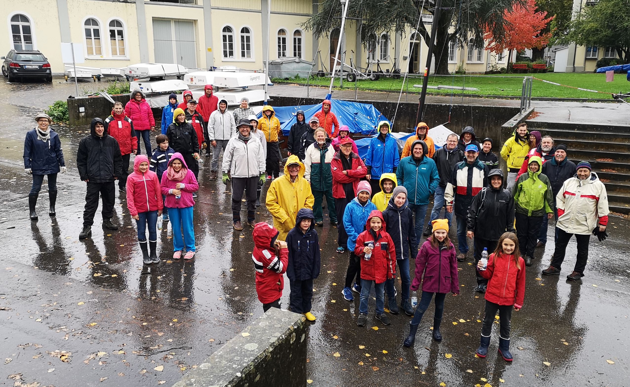 Über 50 Helfer beim Schrägeputz