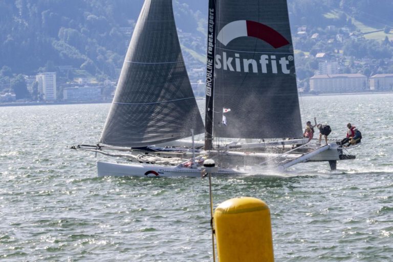 Zieleinlauf der Sieger RUND UM 2022 Foto: Flemming