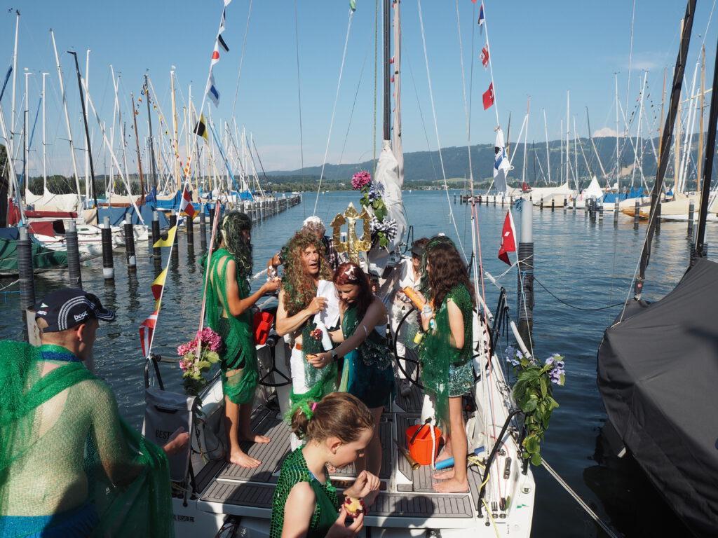 Die L30 wird von Neptun auf den Namen Turmalin getauft