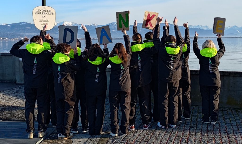LSC Jugend mit neuem Ölzeug von SIXT - wir sagen DANKE!