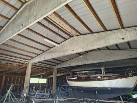 Neues Blechdach der Halle in Zech