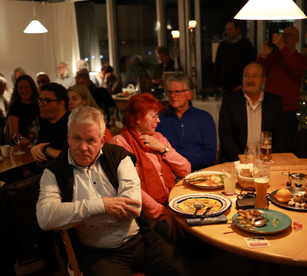 Das Clubhaus war gut besucht.