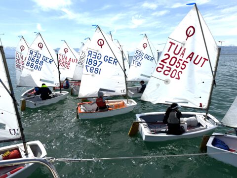 26 Wasmund Start Foto Heine 2 Manfred Wasmund Opti Regatta